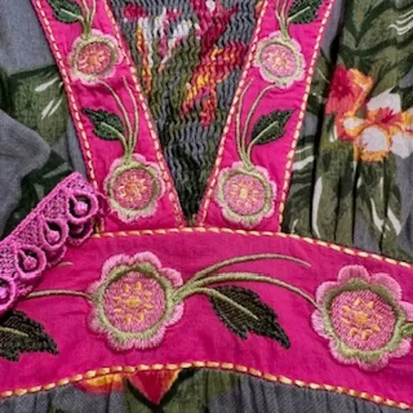 Summer Maxi Dress, Size M | Charlie Paige - Picture 5 of 9